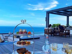-瑰丽酒店·海吧·天际下午茶·现场DJ·天台酒吧