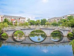 -广东外语外贸大学(白云山校区)