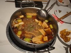 -七欣天香辣蟹火锅(闵行浦江欢乐颂店)
