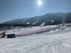 -鳌山滑雪度假区