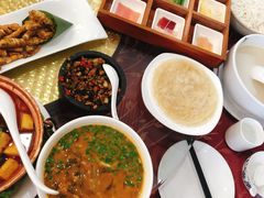 黑红三剁双拼-蝴蝶泉宾馆-中餐厅