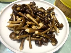 清炒鸡纵菌-芳姨广东砂锅粥(张庄路店)