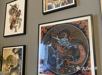 这家纹身店特别棒 听说是西安有名的店了 纹纹身