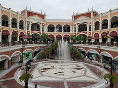 -佛罗伦萨小镇广佛名品奥特莱斯(疏港路店)