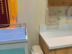 -上海仁爱医院口腔科 · 种植