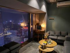 -得闲·高空SPA(东盟店)