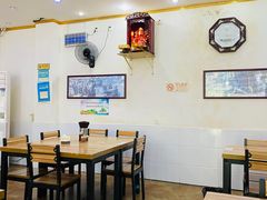 大堂-杨记老门框百年卤煮(回龙观文华西路店)