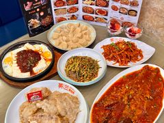 -英兰朝族饭店·英兰锅包肉(佳园路店)