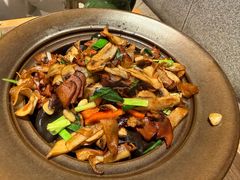 -云海肴·汽锅鸡·云南代表菜(浦江欢乐颂店)