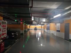 -宝龙城市广场1期-地下停车场
