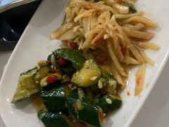-骨大叔酱大骨自助火锅(东街口店)