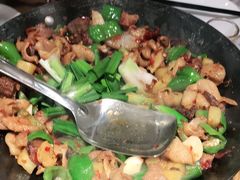 -聚鑫朋酸菜肥肠(文艺路口店)