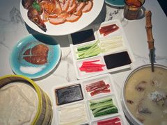 德胜枣木烤鸭-雀蓝川菜(滨湖万象汇店)