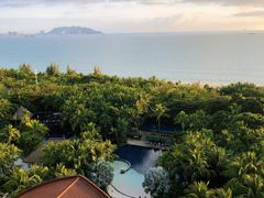 -三亚湾海居铂尔曼度假酒店