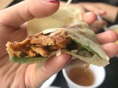 春饼黄金搭档-我去·春饼文化主题餐厅(国定路总店)