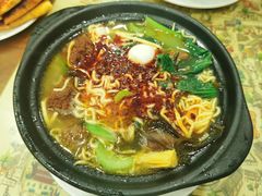 丸子砂锅方便面-清真·穆萨砂锅(大皮院店)