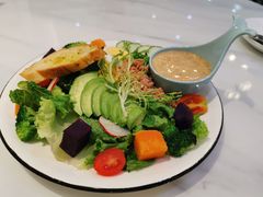 -丽莎沙拉轻食餐厅(国贸店)