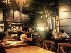 -玛格萝妮(汇智国际商业中心店)