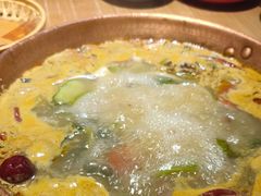 -洱火云南酸菜牛肉火锅(石景山当代商城店)