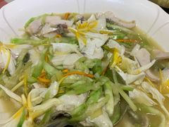 -龙桥私厨·姜花菊花过桥鱼·顺德菜(容桂店)