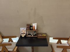 -灸春堂·艾灸·痛症·整脊连锁(之江银泰店)