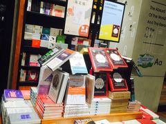 -西西弗书店&矢量咖啡(凯德晶萃广场店)