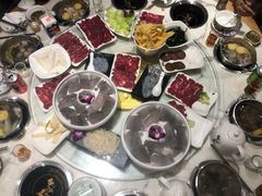 -牛沙暴潮汕牛肉火锅(章江南大道店)