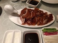 -湖庭壹品鸭王·传统北京烤鸭·别墅私房菜·庭院宵夜(江宁店)