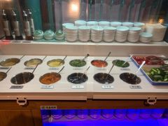 自助调料区-沪小胖小龙虾(淮海中路旗舰店)