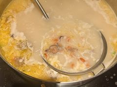 -尚尚仙·酸汤猪手·猪肚鸡火锅(华联万柳购物中心店)