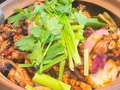 -胡须佬鸡煲四季火锅店(石厦西村直营店)