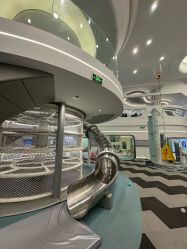-MINI MARS 移动的空间站乐园·餐饮·派对(浦东金桥店)