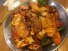 鱿鱼炒五花肉-富乐满韩国正宗炸鸡韩国料理(虹泉路店)