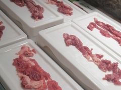 -四囍码头海鲜烧烤自助火锅(外滩南京东路悦荟广场店)