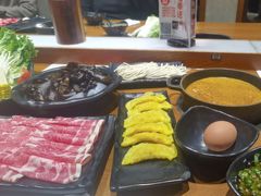 -呷哺呷哺 黄金牧场 (欢乐谷店)