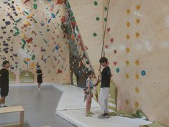 -ROCKPLUS攀岩馆(环宇城店)