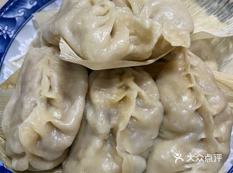 自家包包子，两种馅儿吃的真幸福