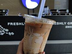 陨石拿铁-瑞幸咖啡(艺树家工场店)