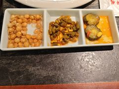 -李记饺子·熏酱东北菜(欢乐谷店)
