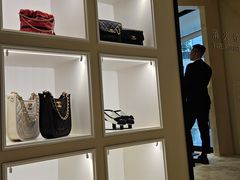 -CHANEL(恒隆广场店)