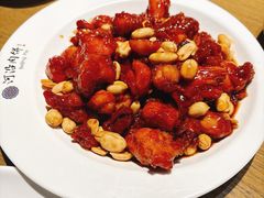 宫保鸡腿丁-河沿肉饼Beijing Pie(锡拉胡同店)