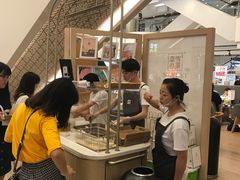 -奈雪的茶(市百一店)