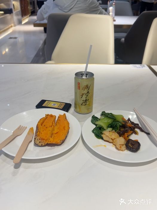 南航明珠v2头等舱公务舱休息室图片