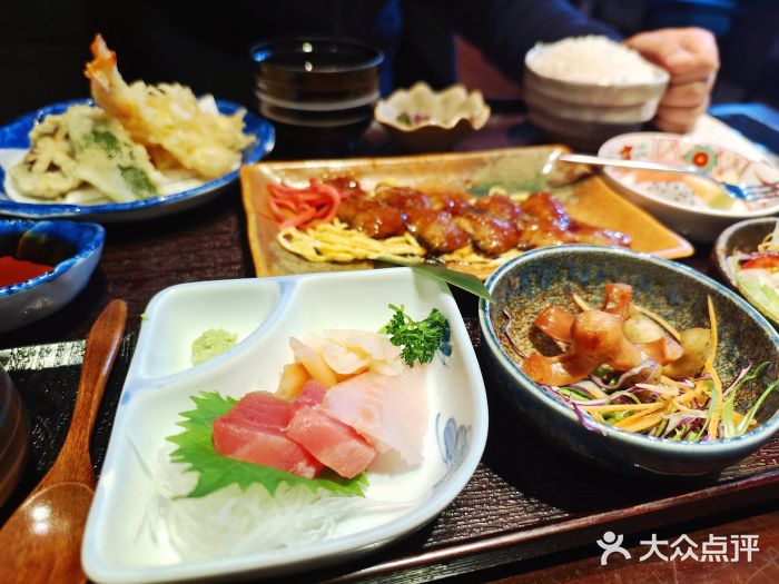 富力希尔顿酒店·源氏日餐厅图片