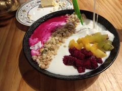 鲜果酸奶-塔哈尔·新疆盛宴(城西银泰店)