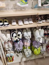 -乐友孕婴童(万象城店)