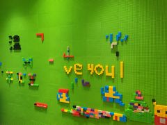 -瑞尔齿科(上海长风大悦城店)