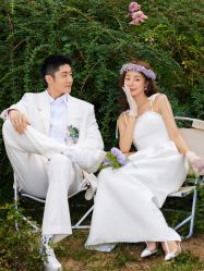 -至臻微拉婚纱摄影