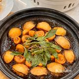 挖到宝了！！这种小学路里的海鲜餐厅🦞吼吼吃……