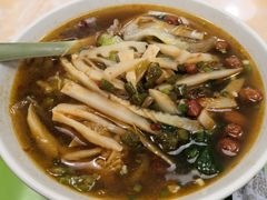 -卓雅桂林米粉
